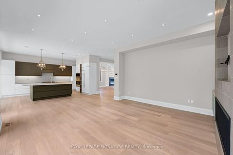 Photo 13 at 9 Fordham Place, Don Mills, Toronto