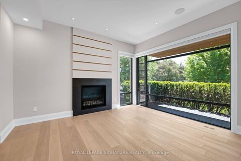 Photo 14 at 9 Fordham Place, Don Mills, Toronto
