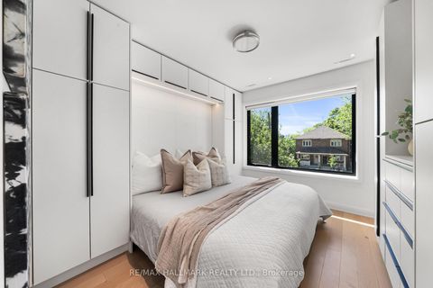 Photo 19 at 218 Woburn Avenue, Lawrence Park North, Toronto