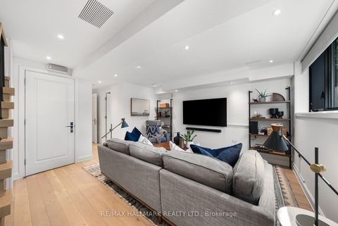 Photo 30 at 218 Woburn Avenue, Lawrence Park North, Toronto