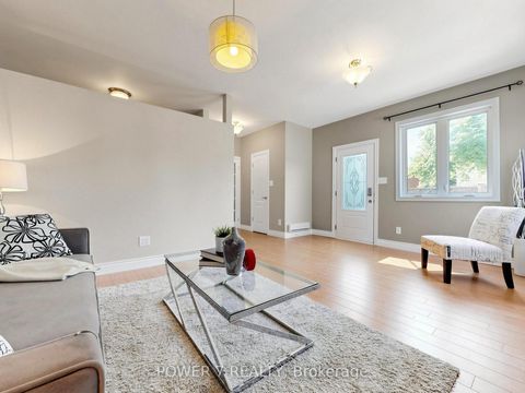 Photo 7 at 379 Hollyberry Trail, Hillcrest Village, Toronto