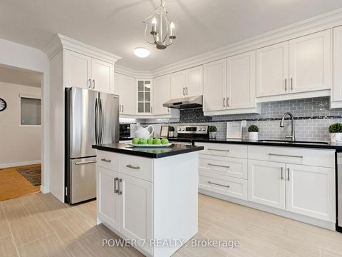 Photo 15 at 379 Hollyberry Trail, Hillcrest Village, Toronto