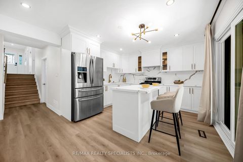 Photo 27 at 41 Keegan Crescent, York University Heights, Toronto