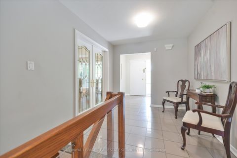Photo 4 at 49 Pettit Drive, Richview, Toronto