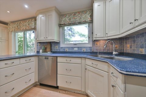 Photo 13 at 49 Pettit Drive, Richview, Toronto