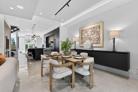 Photo 13 at 39 Derwyn Road, East York, Toronto