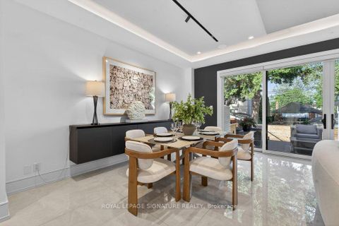 Photo 14 at 39 Derwyn Road, East York, Toronto