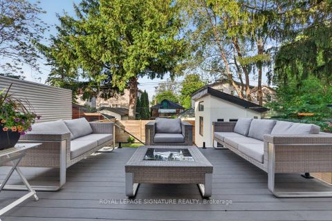 Photo 20 at 39 Derwyn Road, East York, Toronto
