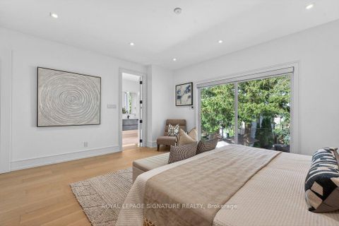 Photo 25 at 39 Derwyn Road, East York, Toronto