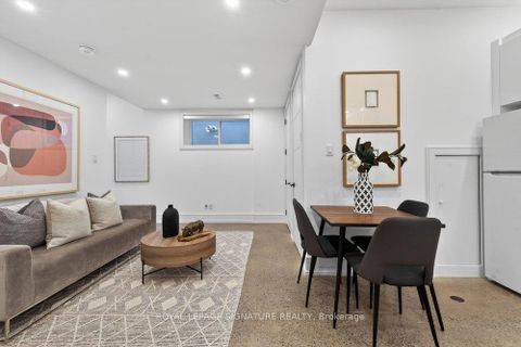 Photo 40 at 39 Derwyn Road, East York, Toronto