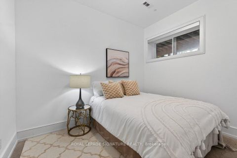 Photo 43 at 39 Derwyn Road, East York, Toronto