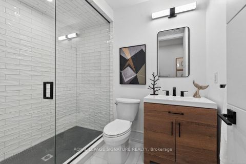 Photo 45 at 39 Derwyn Road, East York, Toronto
