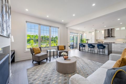 Photo 13 at 58 Tesla Crescent, Holland Landing, East Gwillimbury