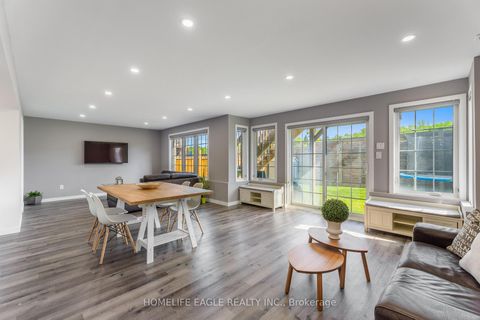 Photo 24 at 58 Tesla Crescent, Holland Landing, East Gwillimbury