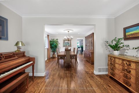 Photo 5 at 25 Gossamer Avenue, Newtonbrook East, Toronto