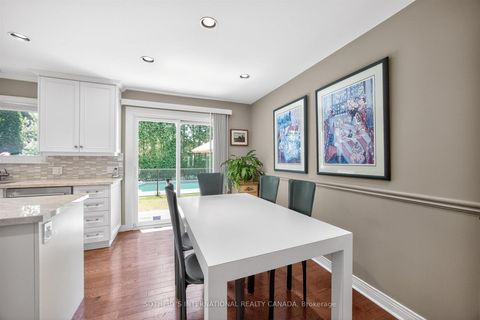 Photo 9 at 25 Gossamer Avenue, Newtonbrook East, Toronto