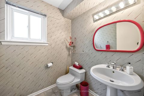 Photo 11 at 25 Gossamer Avenue, Newtonbrook East, Toronto