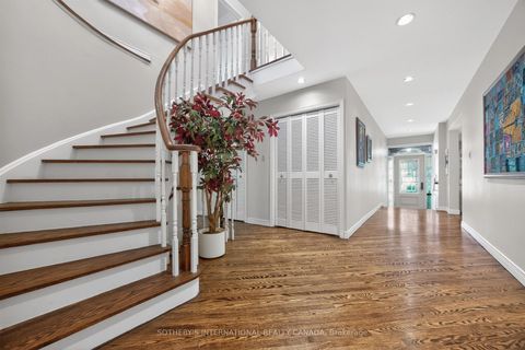 Photo 13 at 25 Gossamer Avenue, Newtonbrook East, Toronto