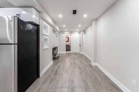 Photo 32 at 47 Mahoney Avenue, Mount Dennis, Toronto