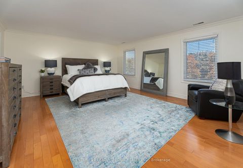 Photo 22 at 20 Solway Court, L'Amoreaux, Toronto