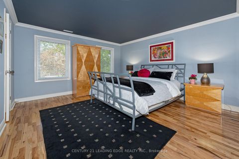Photo 30 at 20 Solway Court, L'Amoreaux, Toronto