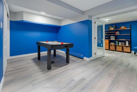 Photo 35 at 20 Solway Court, L'Amoreaux, Toronto