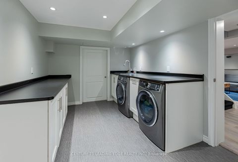Photo 38 at 20 Solway Court, L'Amoreaux, Toronto