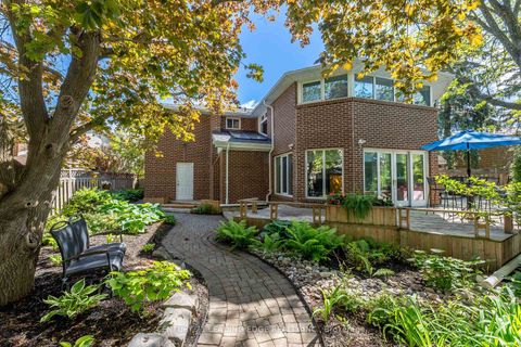 Photo 48 at 20 Solway Court, L'Amoreaux, Toronto