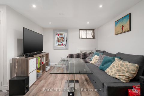 Photo 22 at 9 Fairview Avenue, High Park North, Toronto