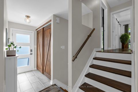 Photo 1 at 19 Austen Lane, Letitia Heights, Barrie