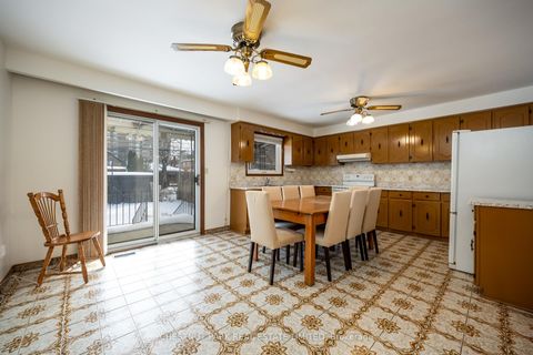 Photo 22 at 49 Woodville Avenue, Broadview North, Toronto