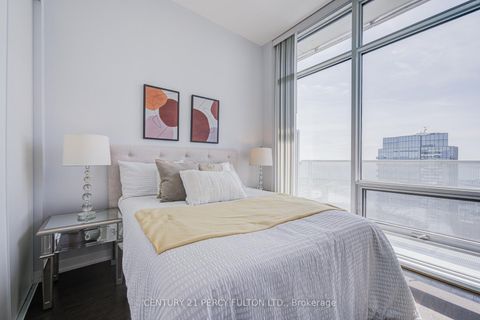 Photo 14 at 6901 - 100 Harbour Street, Waterfront Communities C1, Toronto
