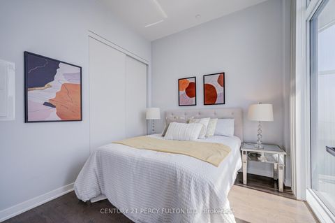 Photo 16 at 6901 - 100 Harbour Street, Waterfront Communities C1, Toronto