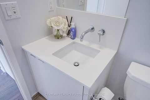 Photo 20 at 6901 - 100 Harbour Street, Waterfront Communities C1, Toronto