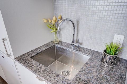 Photo 22 at 6901 - 100 Harbour Street, Waterfront Communities C1, Toronto
