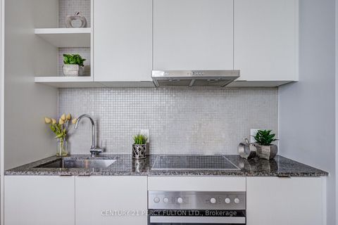 Photo 23 at 6901 - 100 Harbour Street, Waterfront Communities C1, Toronto