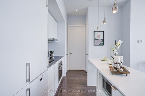 Photo 24 at 6901 - 100 Harbour Street, Waterfront Communities C1, Toronto