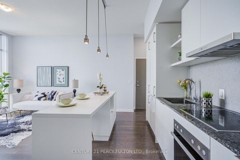 Photo 28 at 6901 - 100 Harbour Street, Waterfront Communities C1, Toronto