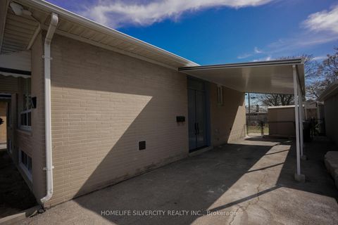 Photo 1 at 21 Billcar Road, Clairville, Toronto