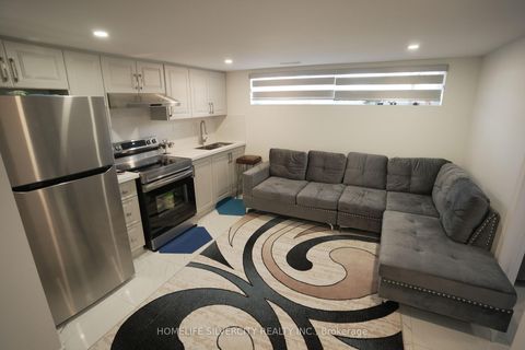Photo 4 at 21 Billcar Road, Clairville, Toronto