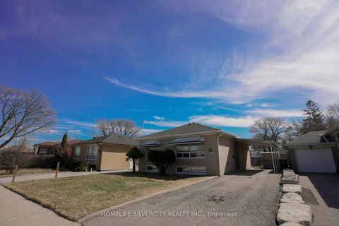 Photo 42 at 21 Billcar Road, Clairville, Toronto