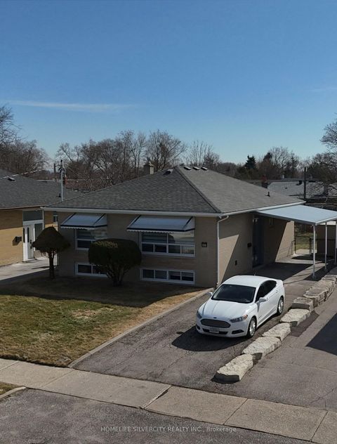 Photo 43 at 21 Billcar Road, Clairville, Toronto