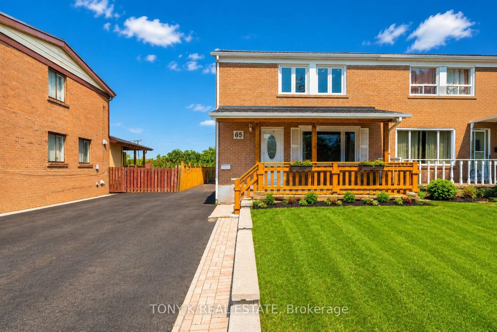 65 Clapperton Avenue, Birchmount, Toronto photo 3