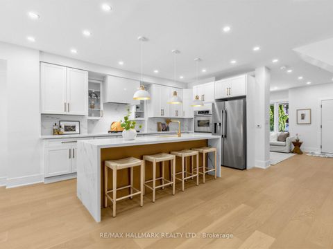 Photo 9 at 208 Gainsborough Road, Woodbine Corridor, Toronto