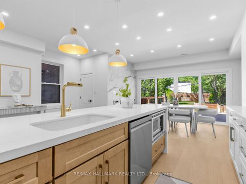 Photo 11 at 208 Gainsborough Road, Woodbine Corridor, Toronto