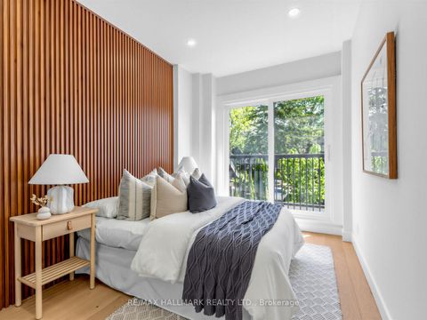 Photo 17 at 208 Gainsborough Road, Woodbine Corridor, Toronto