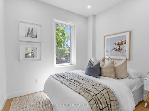 Photo 19 at 208 Gainsborough Road, Woodbine Corridor, Toronto