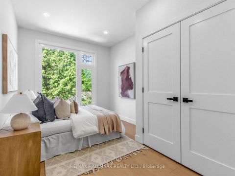 Photo 21 at 208 Gainsborough Road, Woodbine Corridor, Toronto