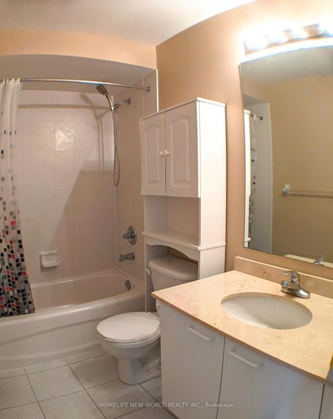 Photo 14 at 38 - 9133 Bayview Avenue, Doncrest, Richmond Hill