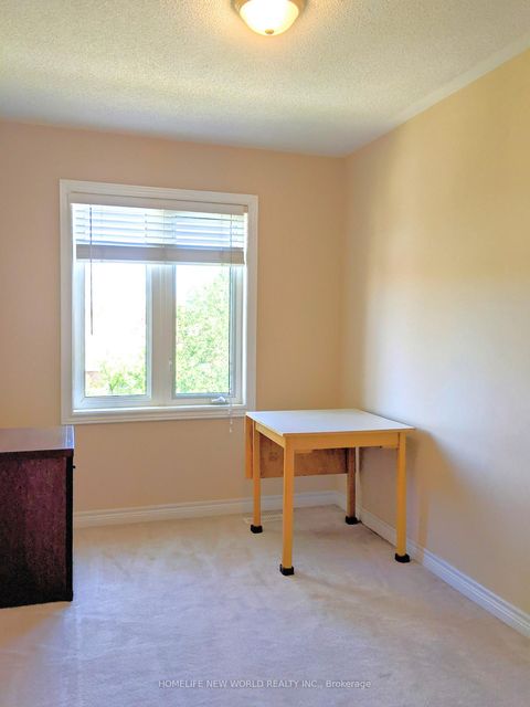 Photo 16 at 38 - 9133 Bayview Avenue, Doncrest, Richmond Hill